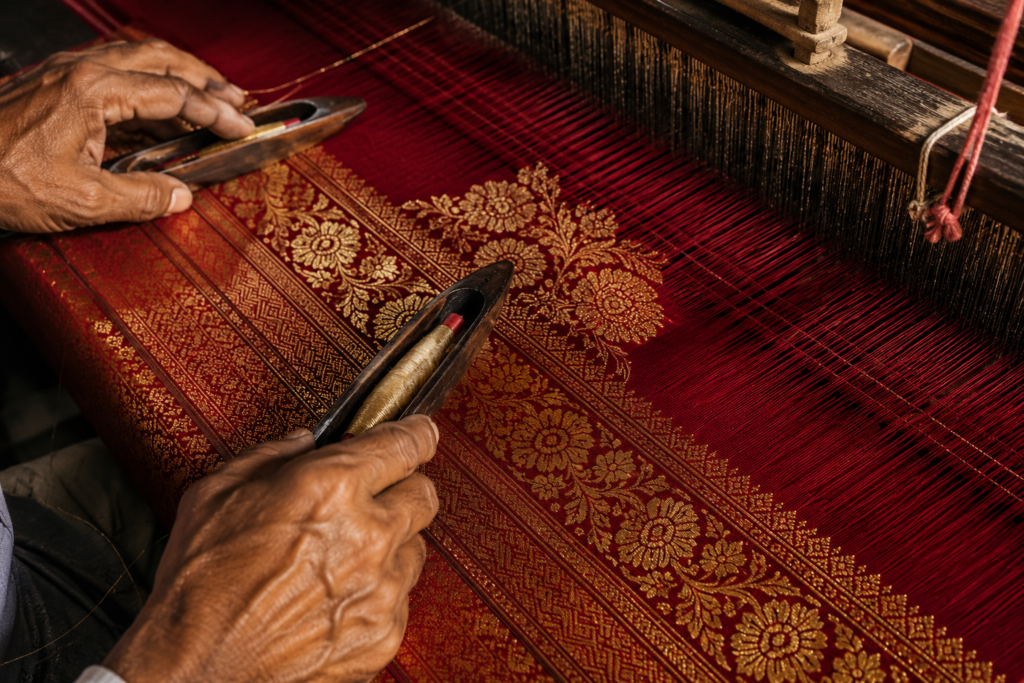 The Golden Legacy of Azamgarh Looms: Silk Sarees Mubarakpur Silk Sarees